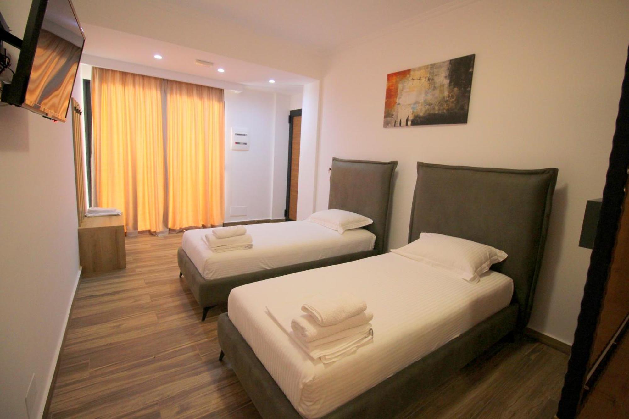 Ortus Rooms Sarandë Exterior foto