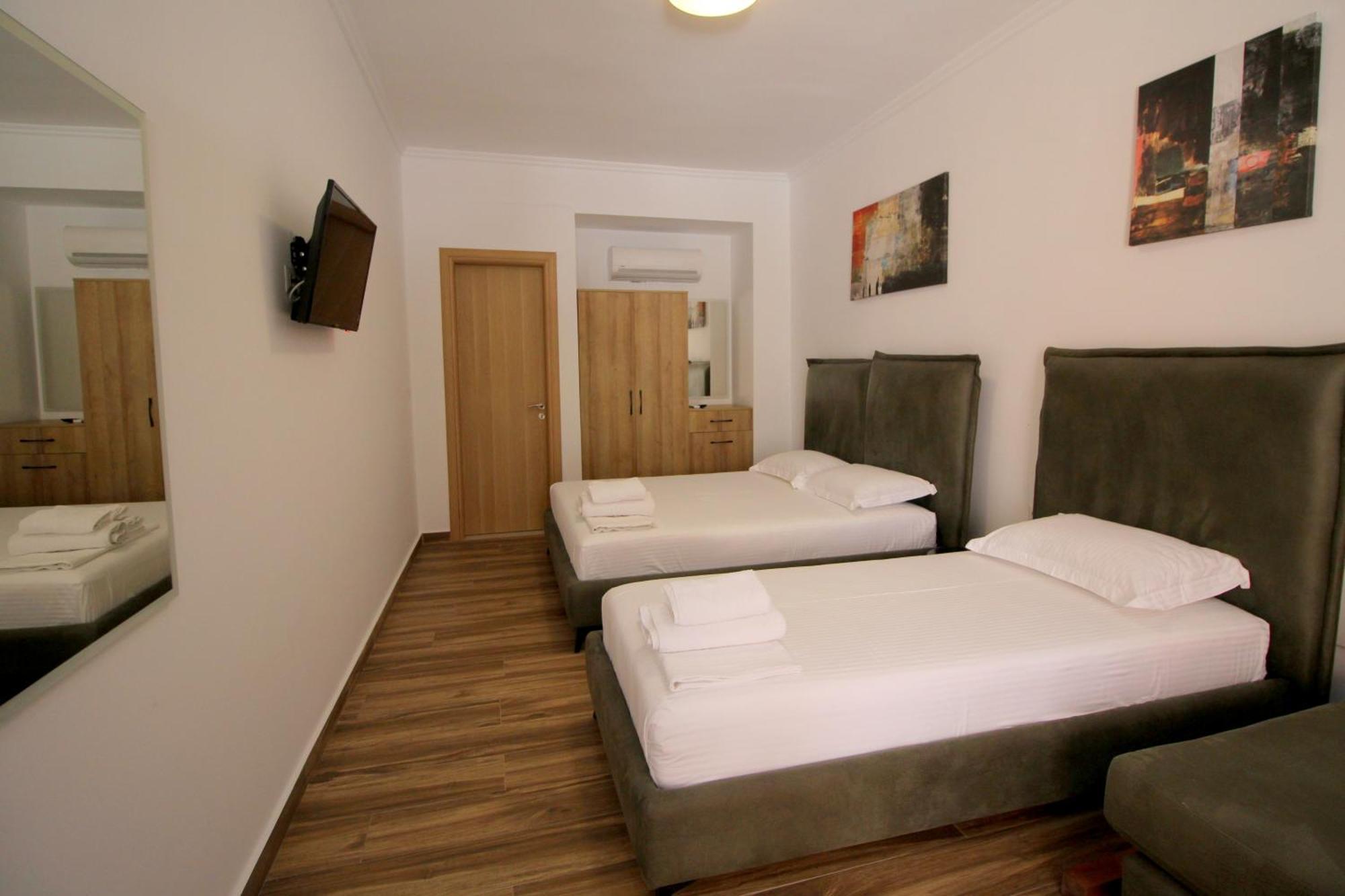 Ortus Rooms Sarandë Exterior foto
